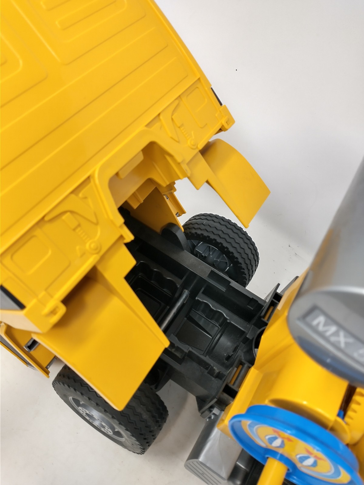 Bruder Mercedes Yellow Blue Large 21″ Cement Mixer 4143 Made In Germany READ