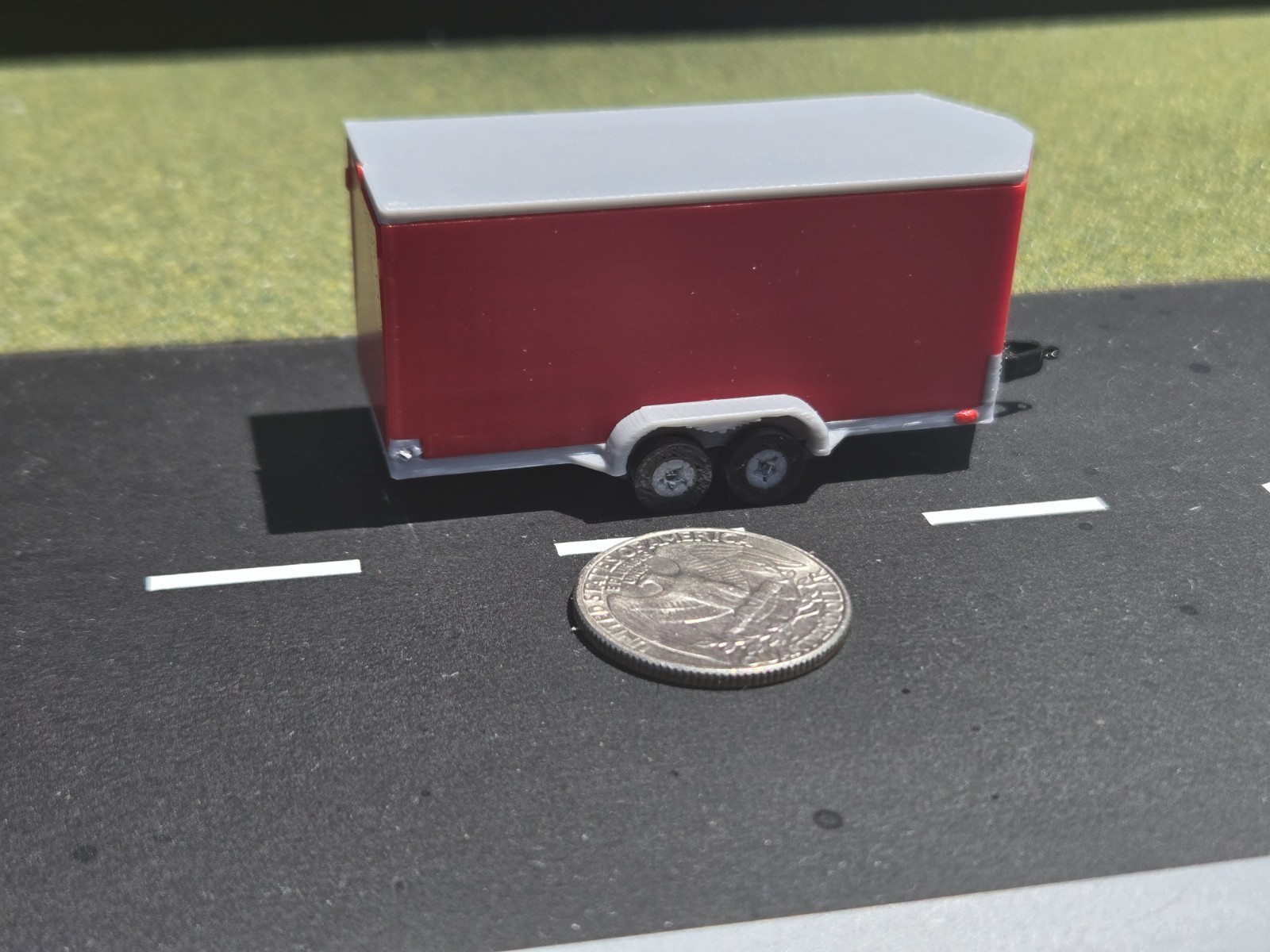1/87 Scale Cargo Trailer in Red