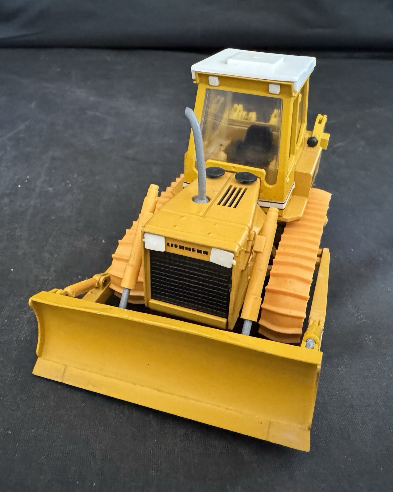 Vintage Gescha/ Conrad Liebherr 731 Dozer – 1:50 ( 4.5”)