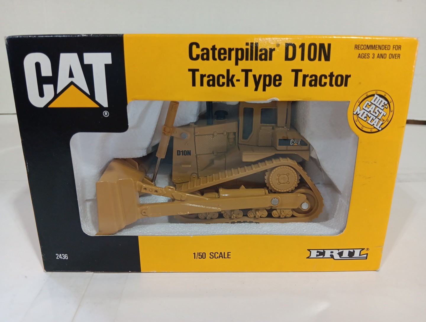 Ertl Caterpillar D10N Track Type Tractor 1:50 Diecast 2436 From 1992. New In Box