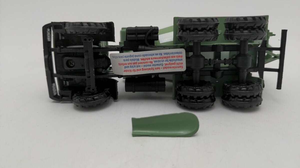 Conrad 2222 1:50 Scale Die-Cast Green/White Betonmischer 2222B 6×4 Cement Mixer