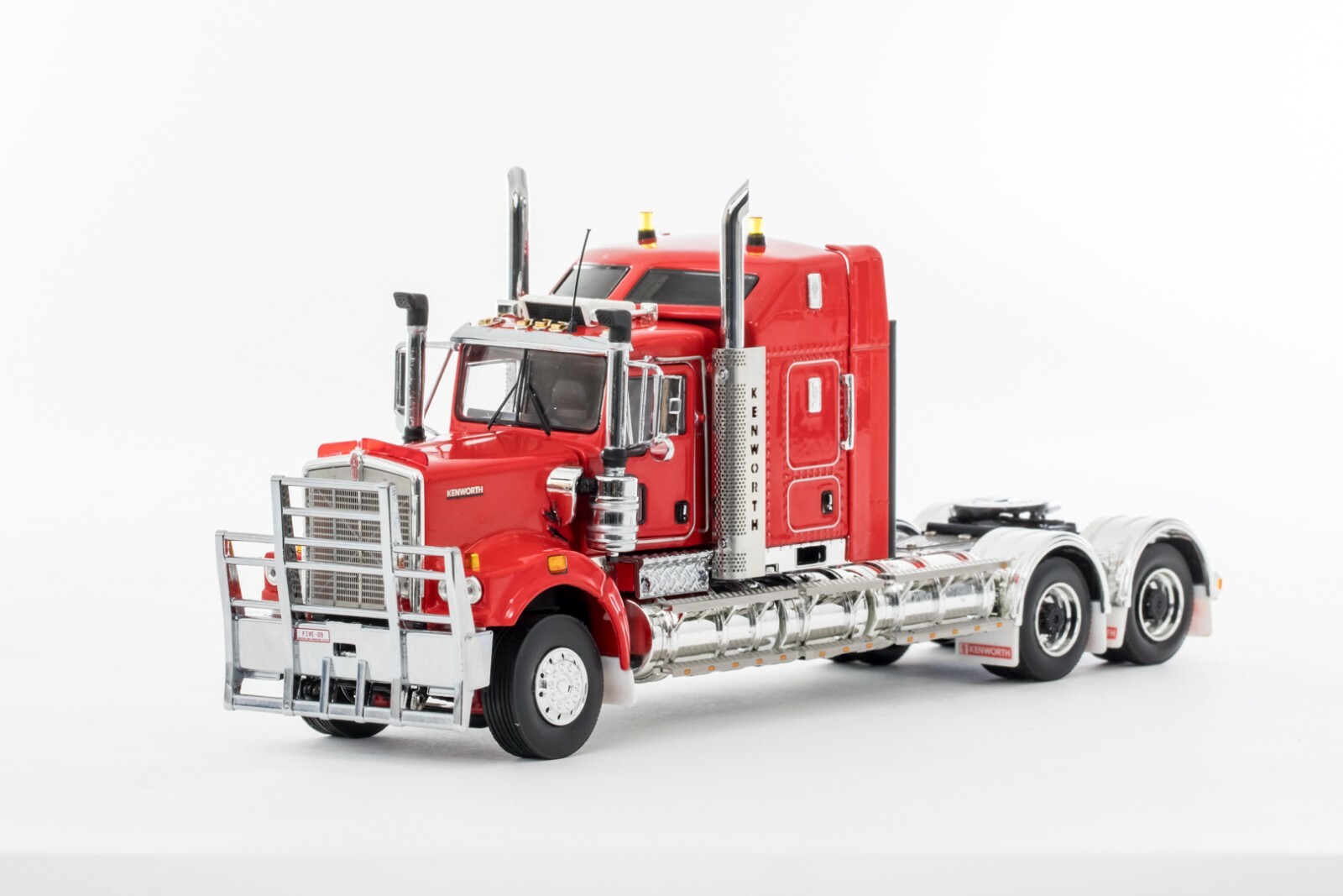 Kenworth C509 Prime Mover Truck – Red – Drake 1:50 Scale Model #Z01497 New