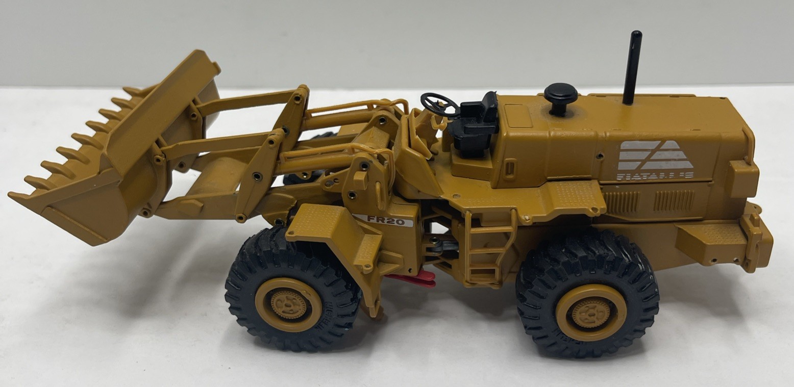 Old Cars Fiat-Allis FR20 Loader 1:50 Die Cast Model! Made In Italy RARE **Read**