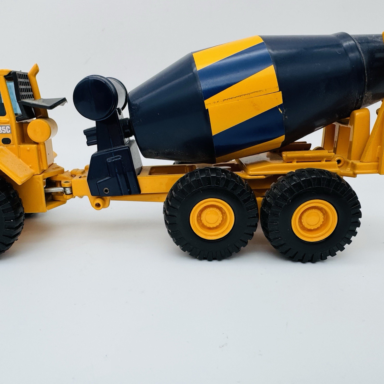 Joal Volvo A35C Cement Mixer Truck 1:50 Diecast Articulated Construction 167