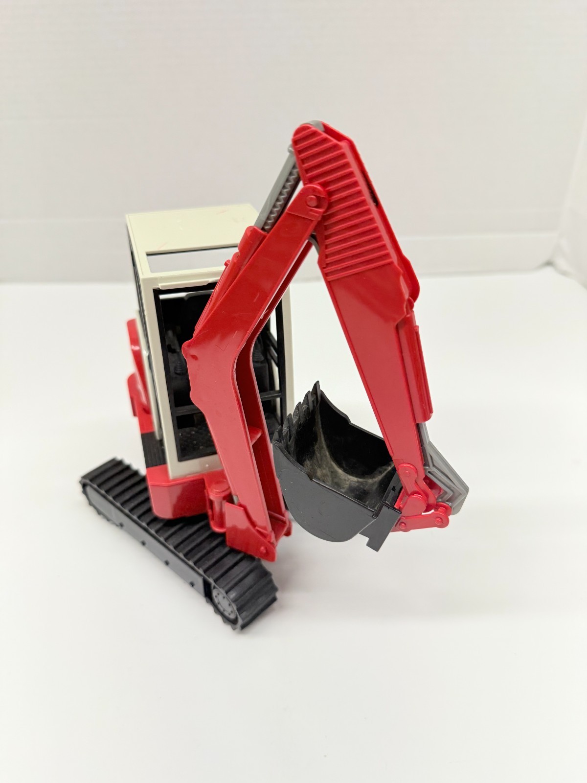 Schaeff HR16 Mini Excavator – Bruder 1:16 Scale Plastic Model #02432 – No Box