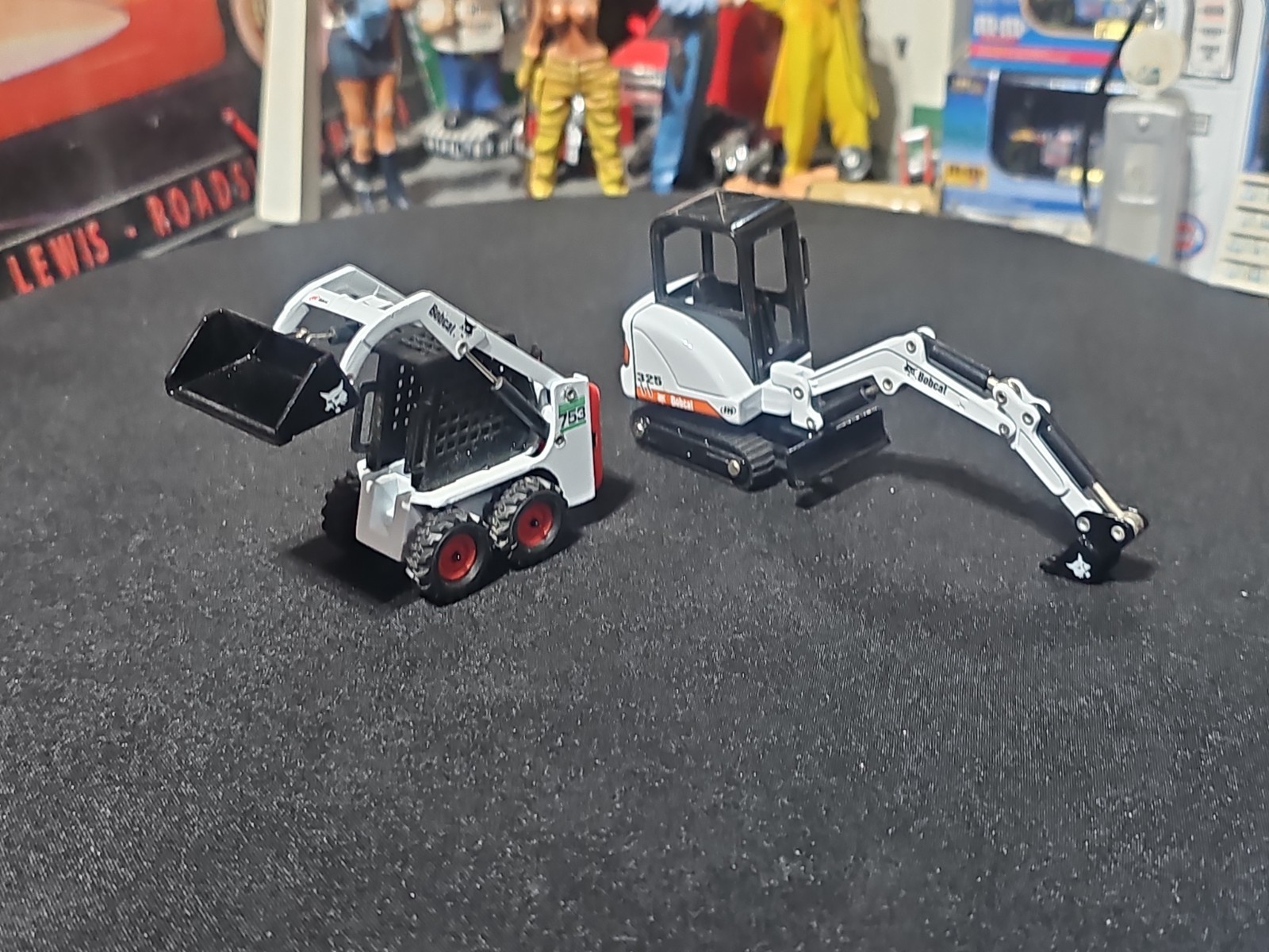 VINTAGE ERTL 1/50 Bobcat Lot OF 2 S753 Skid Steer Loader S325 Excavator NICE
