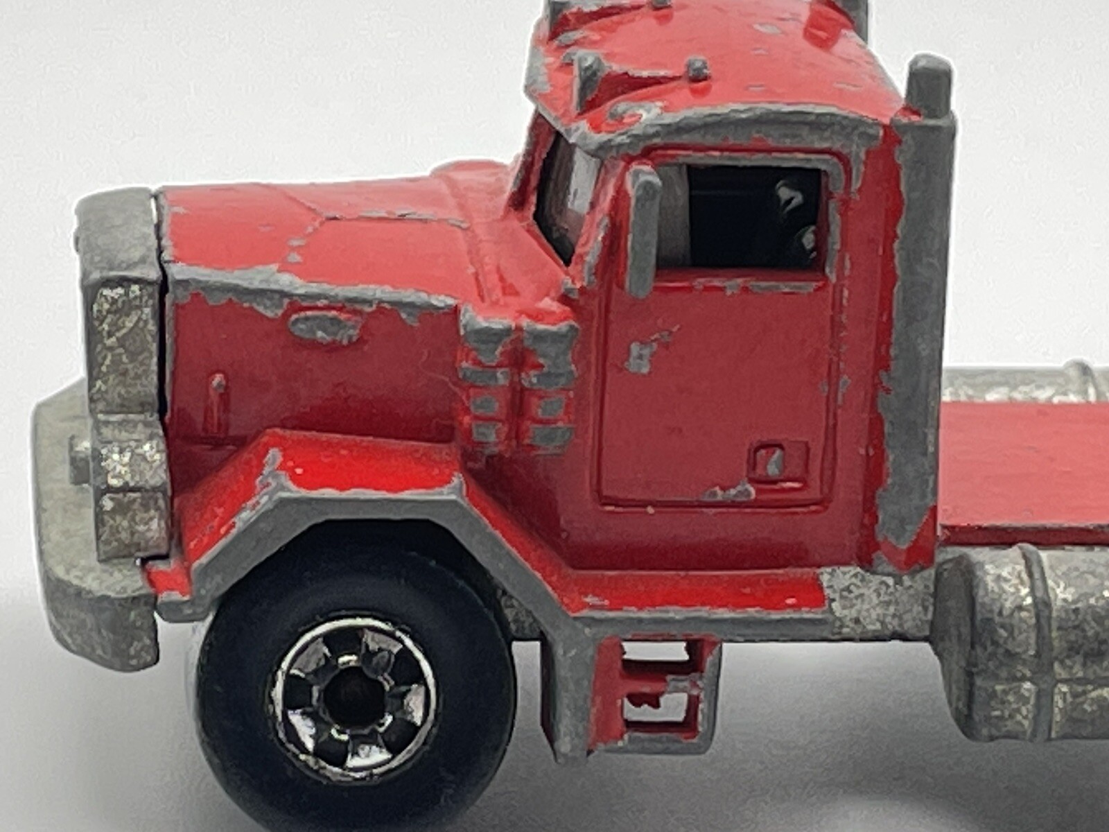 Hot Wheels Vintage 1979 Malaysia Peterbilt Semi Tractor Trailer Truck Hauler Cab