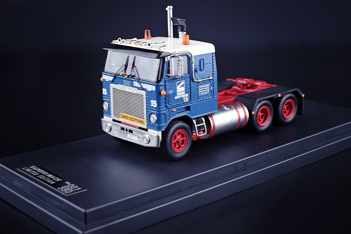 Mack Cruise-Liner 6×4 Truck – Sarens – IMC 1:50 Scale Resin Model #20-1064 New