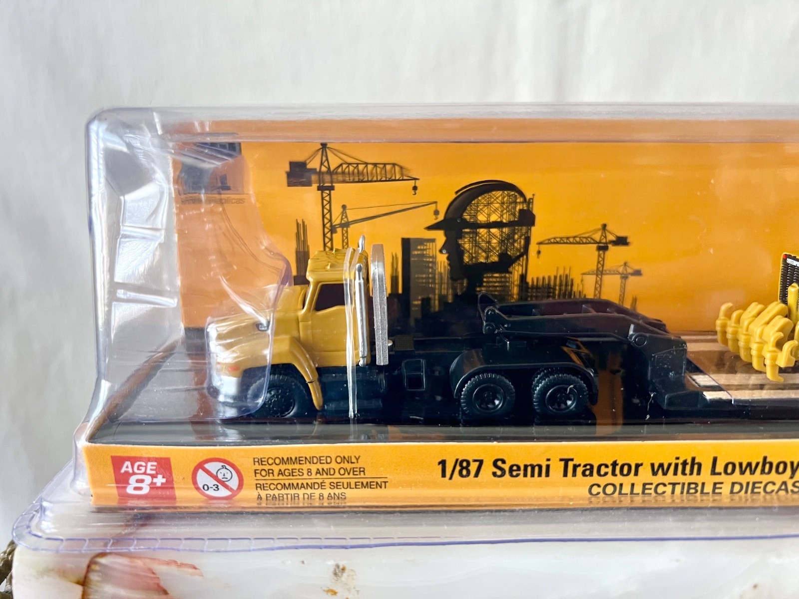 CAT CT681 Lowboy Trailer 950G Wheel Loader Diecast Masters 1:87 84418 Sealed
