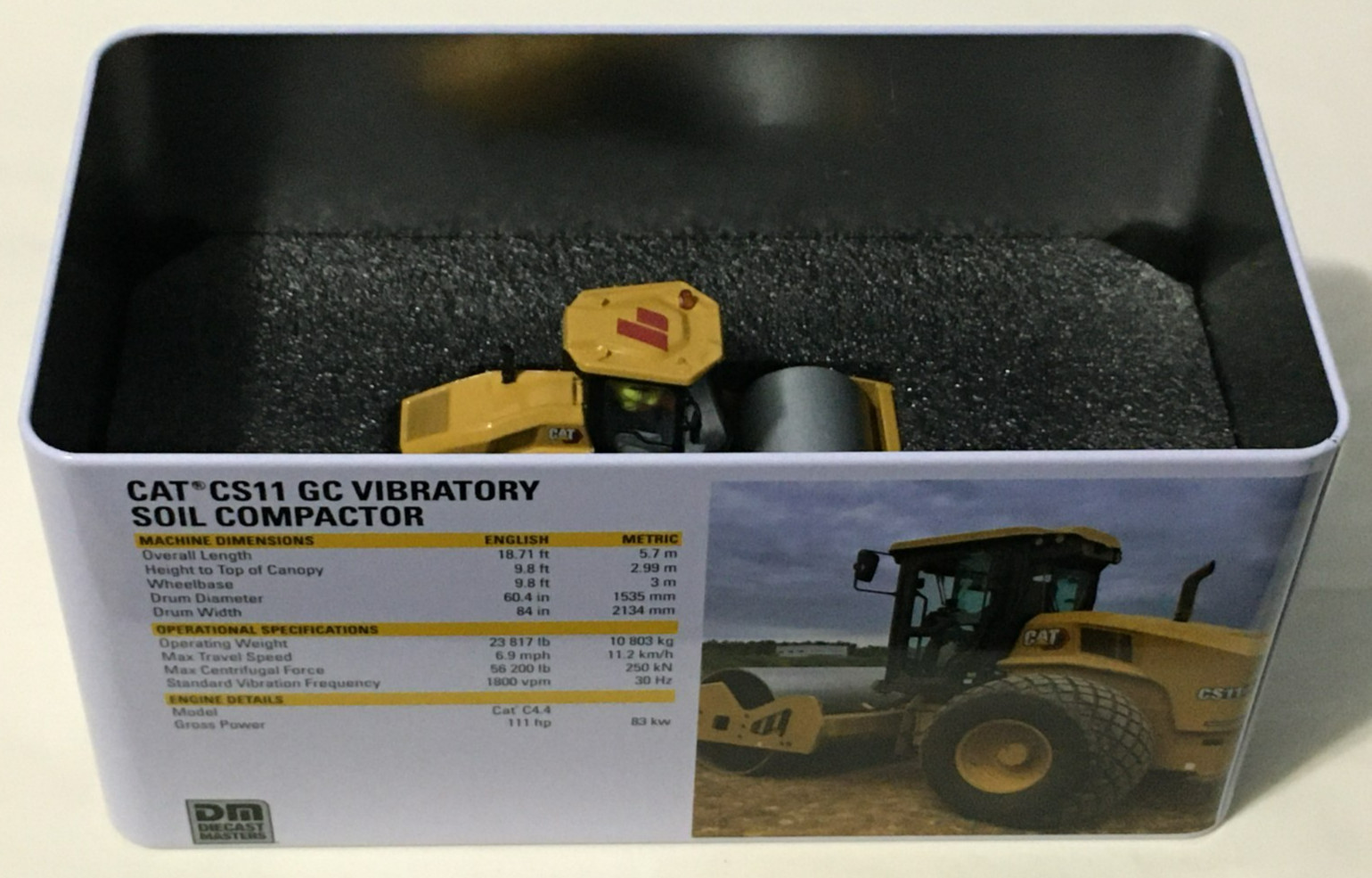 Caterpillar CS11 GC Vibratory Soil Compactor 1:50 Model – Diecast Masters 85589