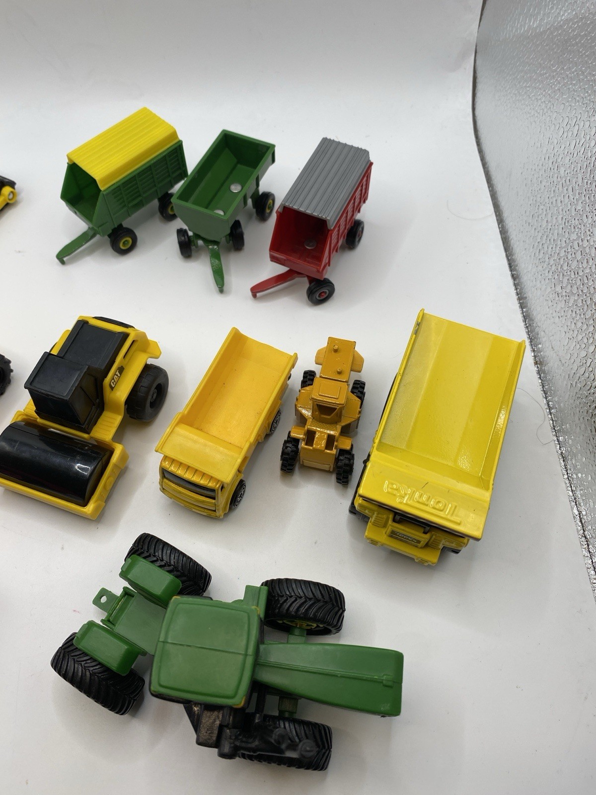 Lot of Construction & Farm Toys Tonka Ertl Etc Plastic & Diecast