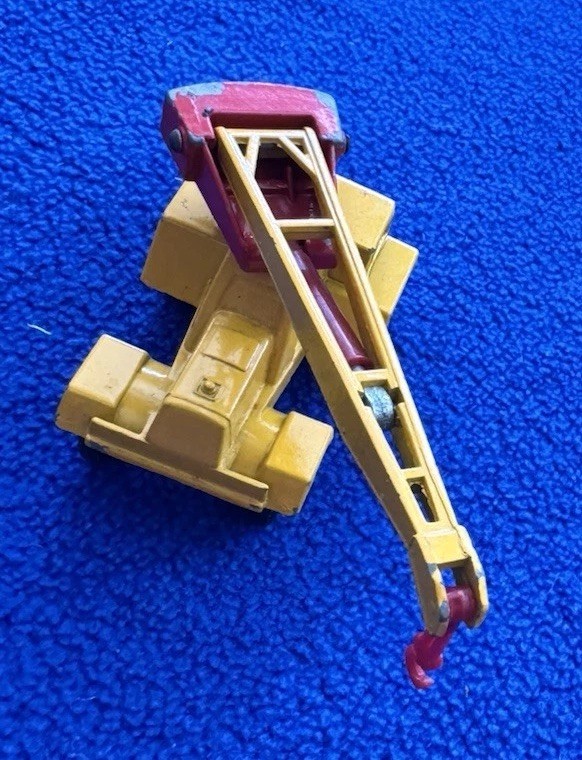 Vintage Lesney Matchbox Series #11 Taylor Crane Diecast Yellow/Red Toy