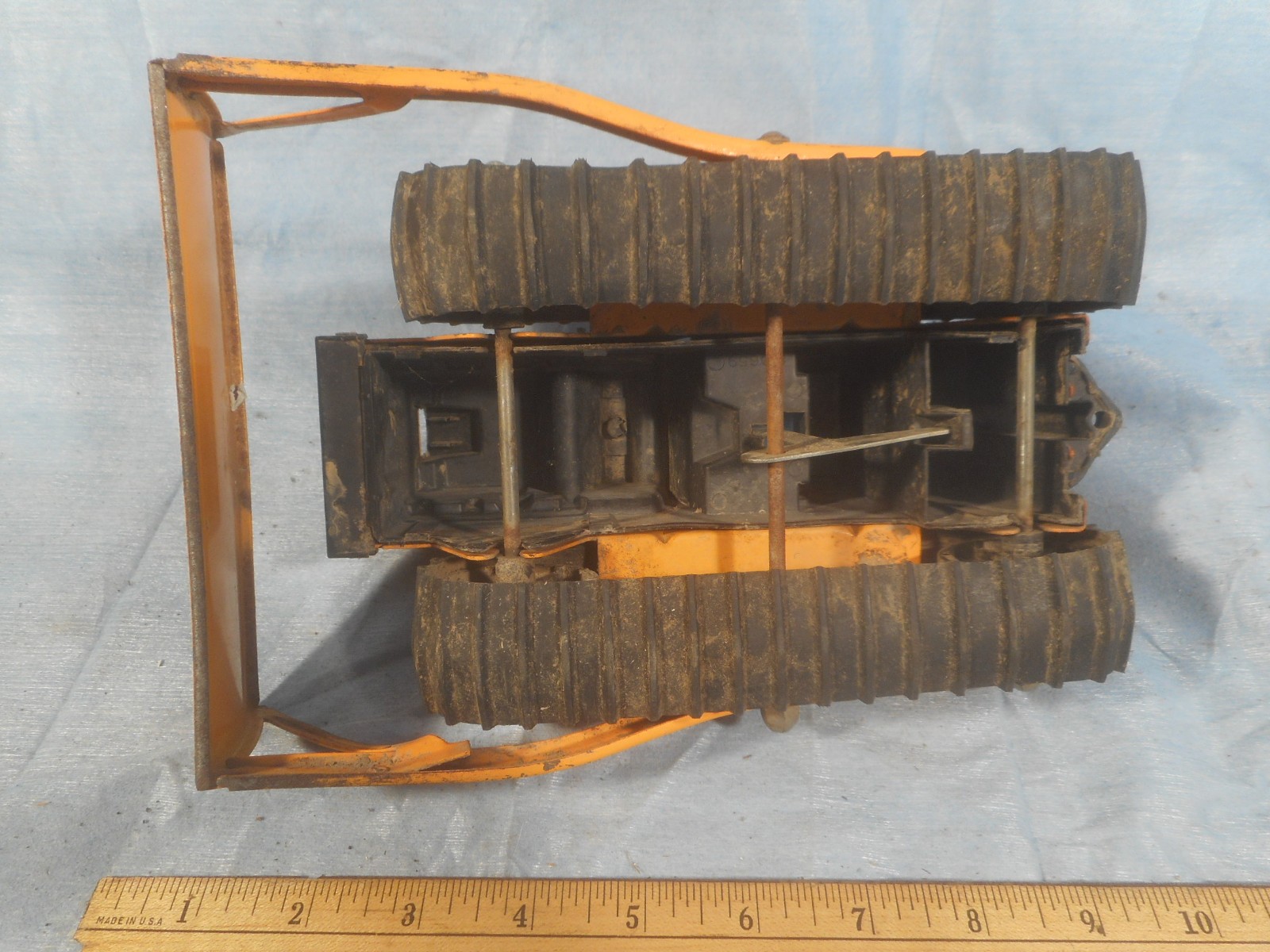Vintage Tonka T-6 Bulldozer Yellow Pressed Steel Works Great! Made In USA Nice!