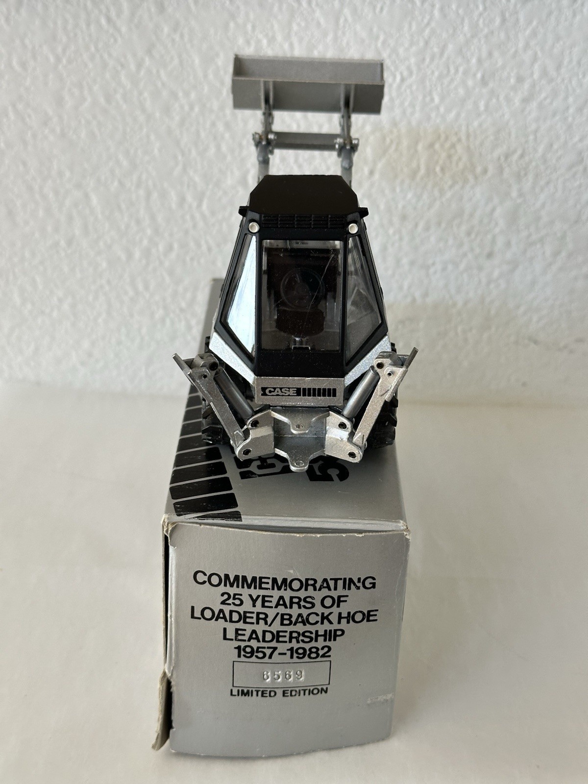 Case 580D Construction King 1:35 Silver Anniversary Diecast Backhoe Loader