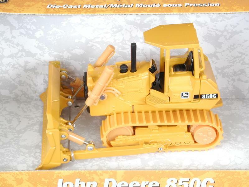 Ertl 5261 John Deere 850C Bulldozer 1/50 Die-cast MIB