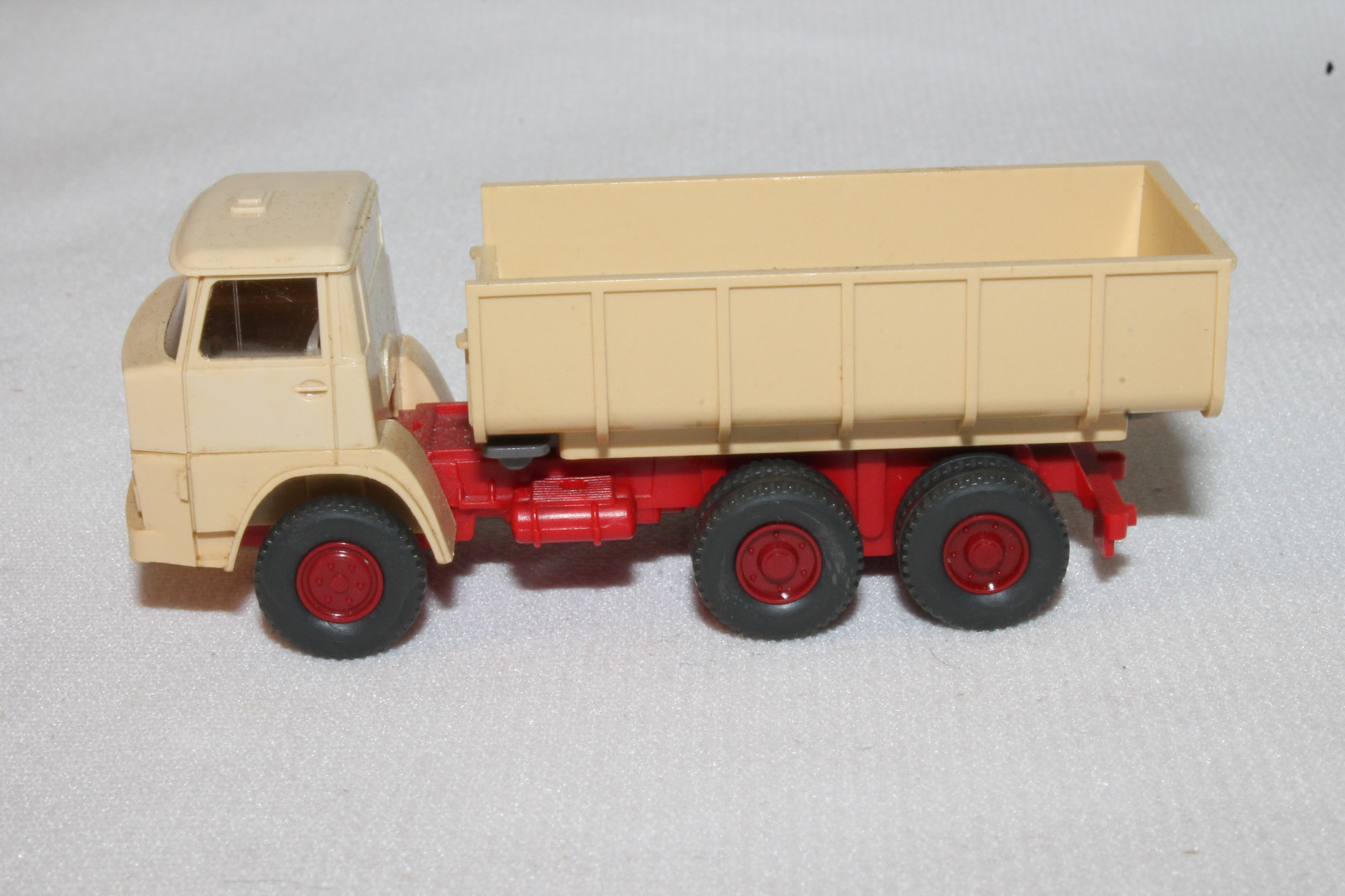Wiking Henschel Dump Truck, Nice Original