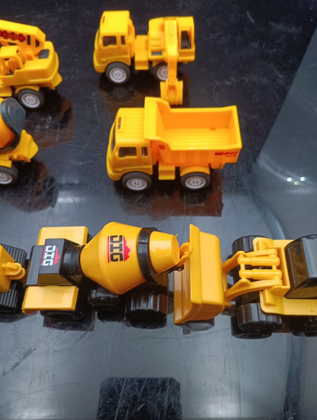 Lot Of 7 Mixed Plastic Kids Toy Construction Vehicles Free Shipping! T2641
