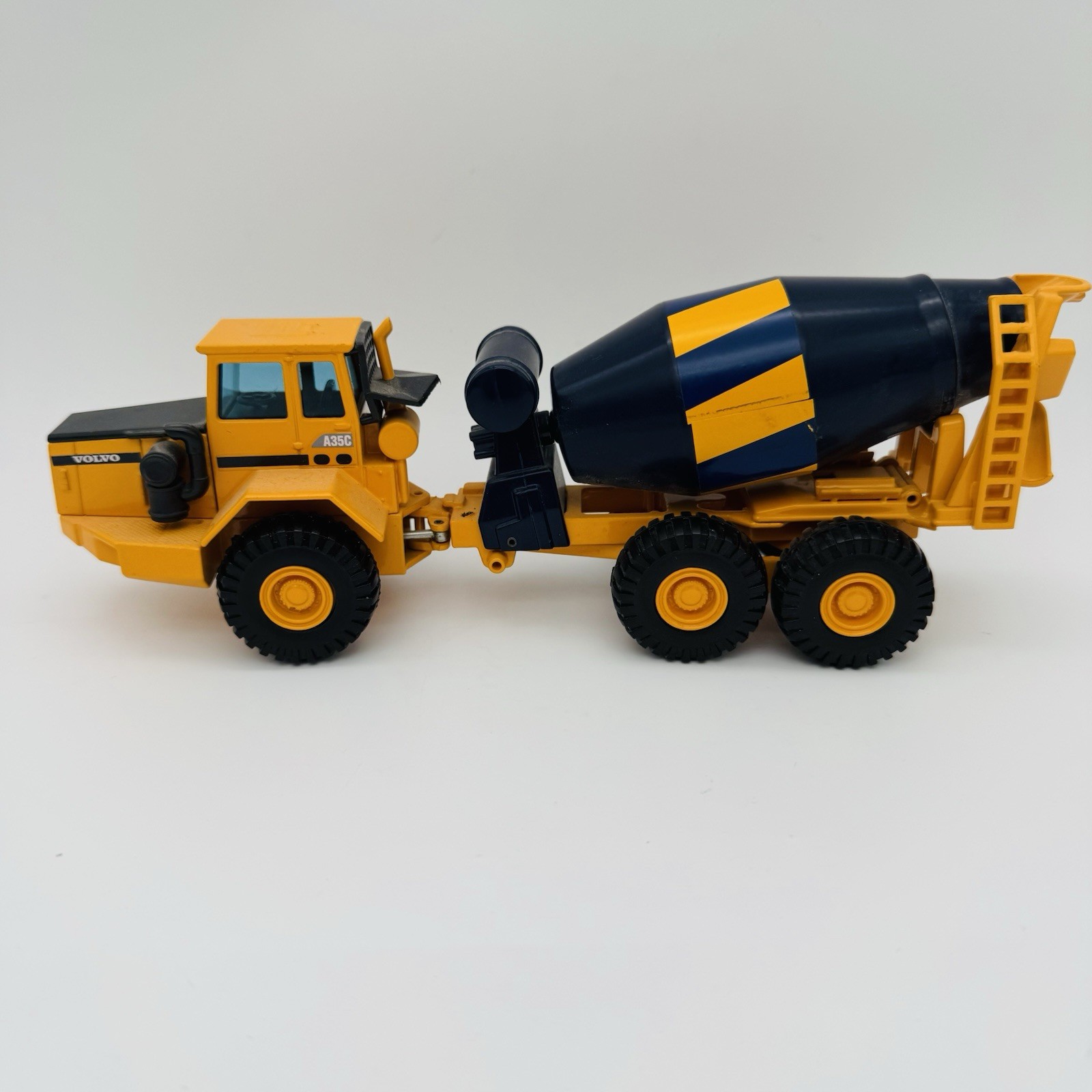 Joal Volvo A35C Cement Mixer Truck 1:50 Diecast Articulated Construction 167