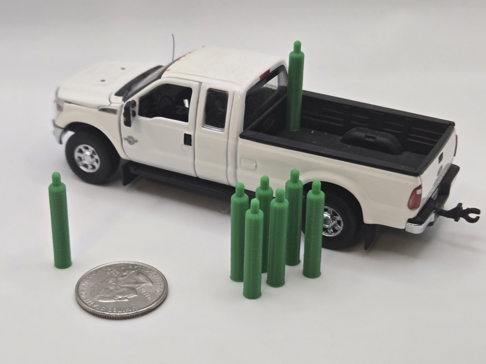 1/50 Scale Welding Gas Tanks in Green*8 Pack*