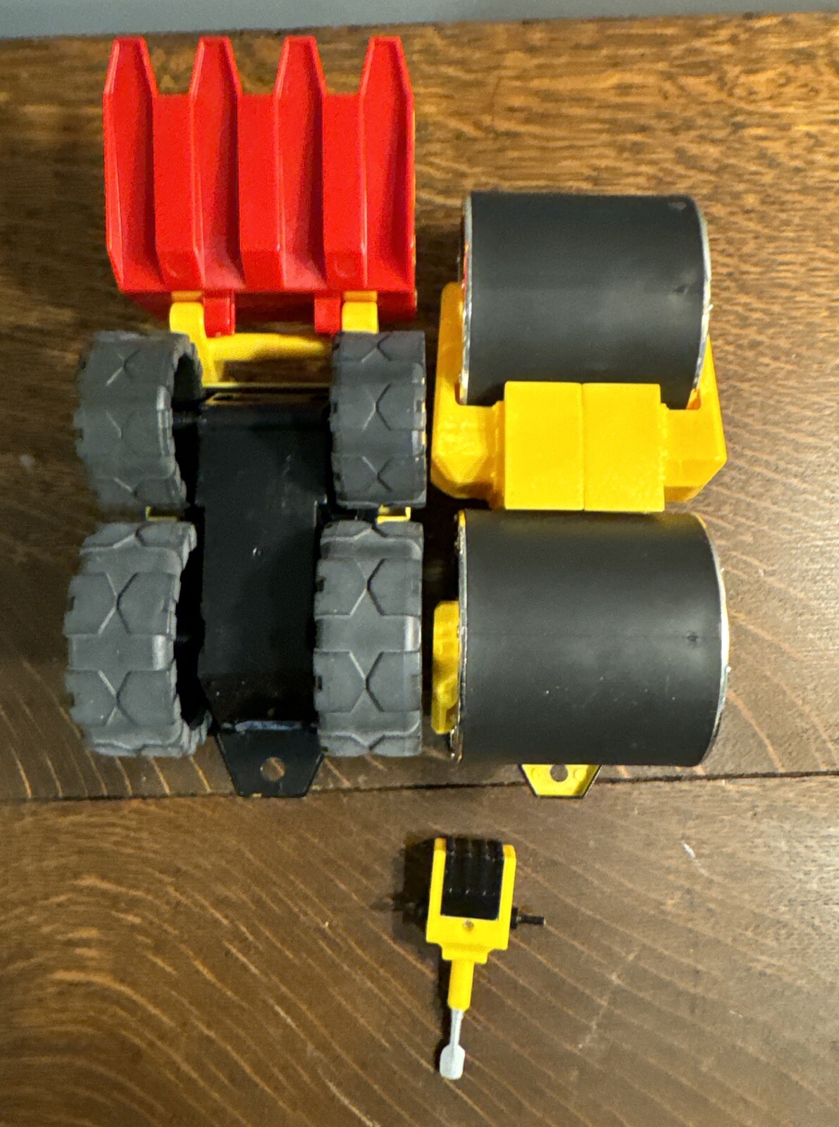 Mighty Rigz Plastic Construction Toy Vehicles And Accessory Lot Of 4