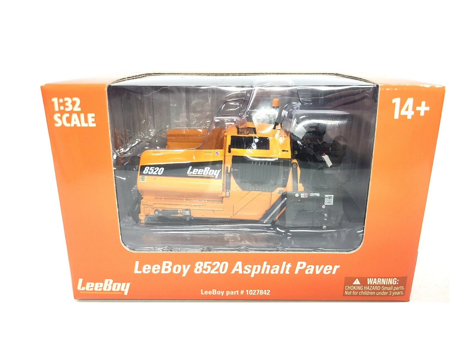 LeeBoy 8520 Asphalt Paver – Diecast Masters 1:32 Scale Diecast Model #41004 New