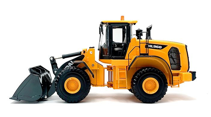 IMC MODELS – Construction Engine – Hyundai HL960 – 1/35 – IMC18-1013