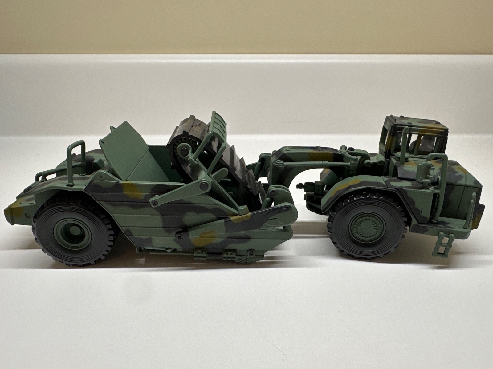Caterpillar Military 623G Elevating Scraper Diecast Model By Norscot