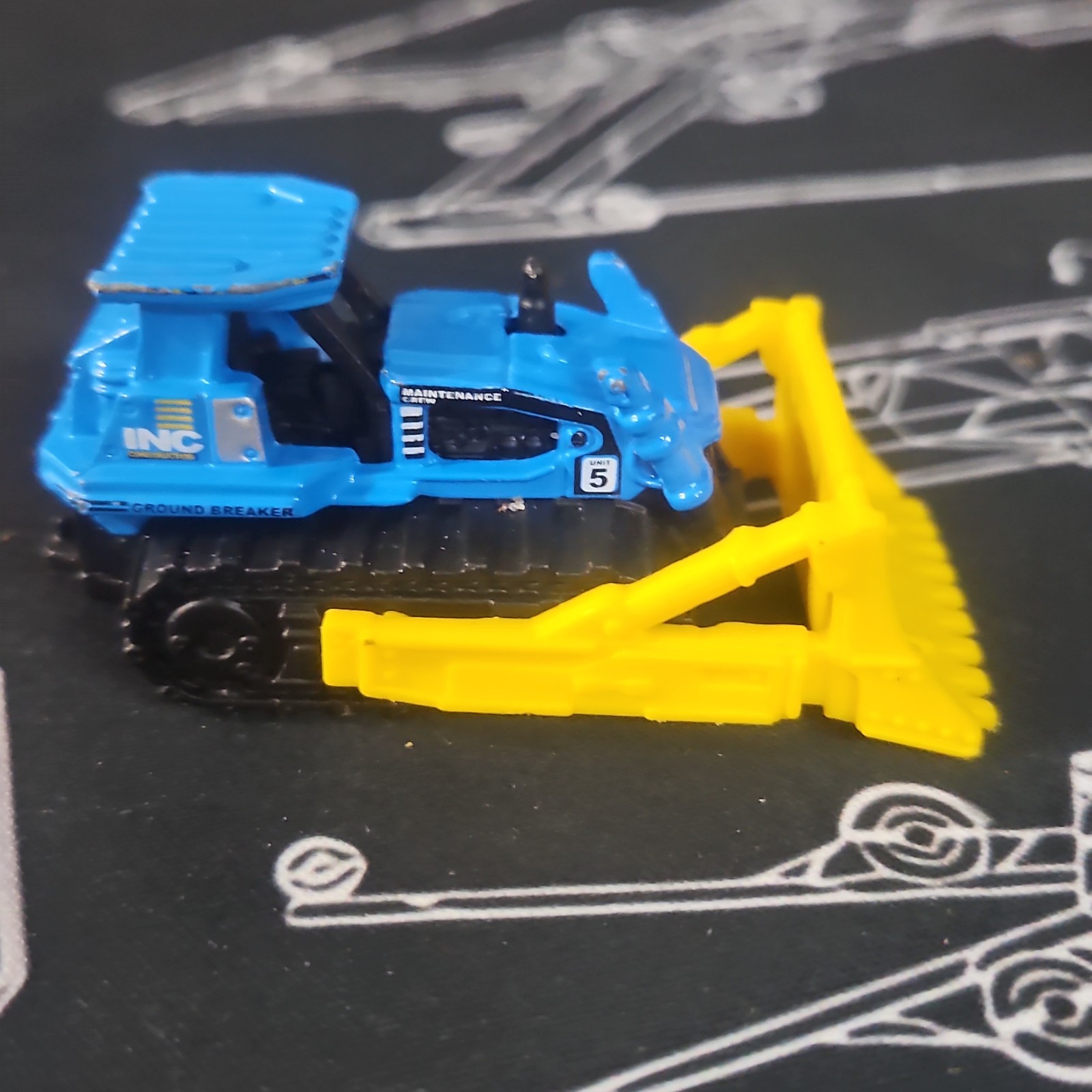 2019 Matchbox #30/100 MBX Digger™ BLUE YELLOW INC Construction 2/20 Loose MINT