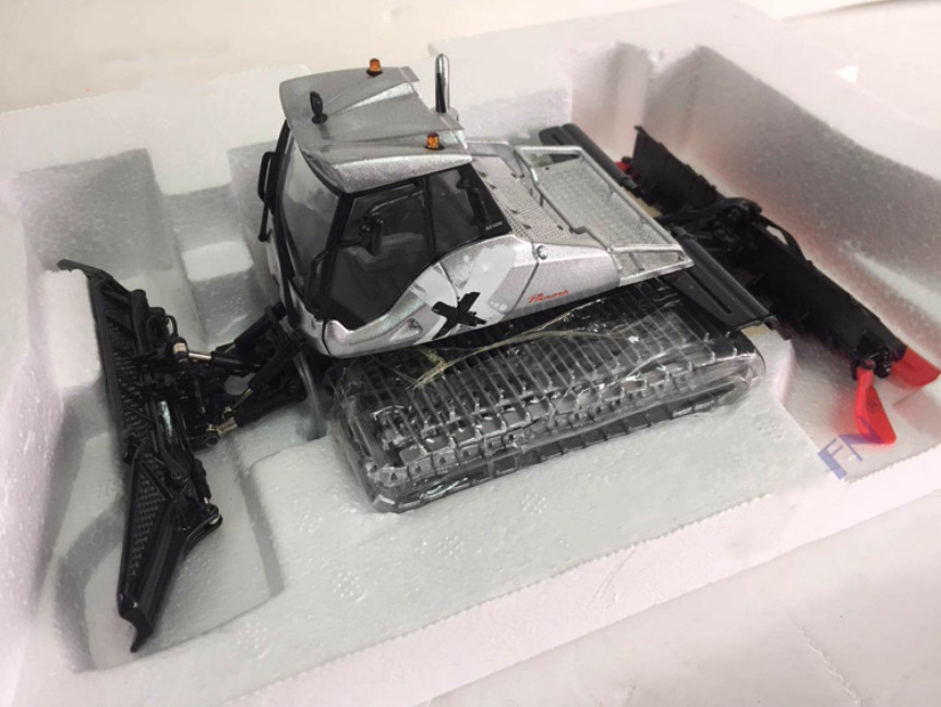 1:43 ROS BISON X Snowplow Snowplough Construct Machine Equipment Diecast Model