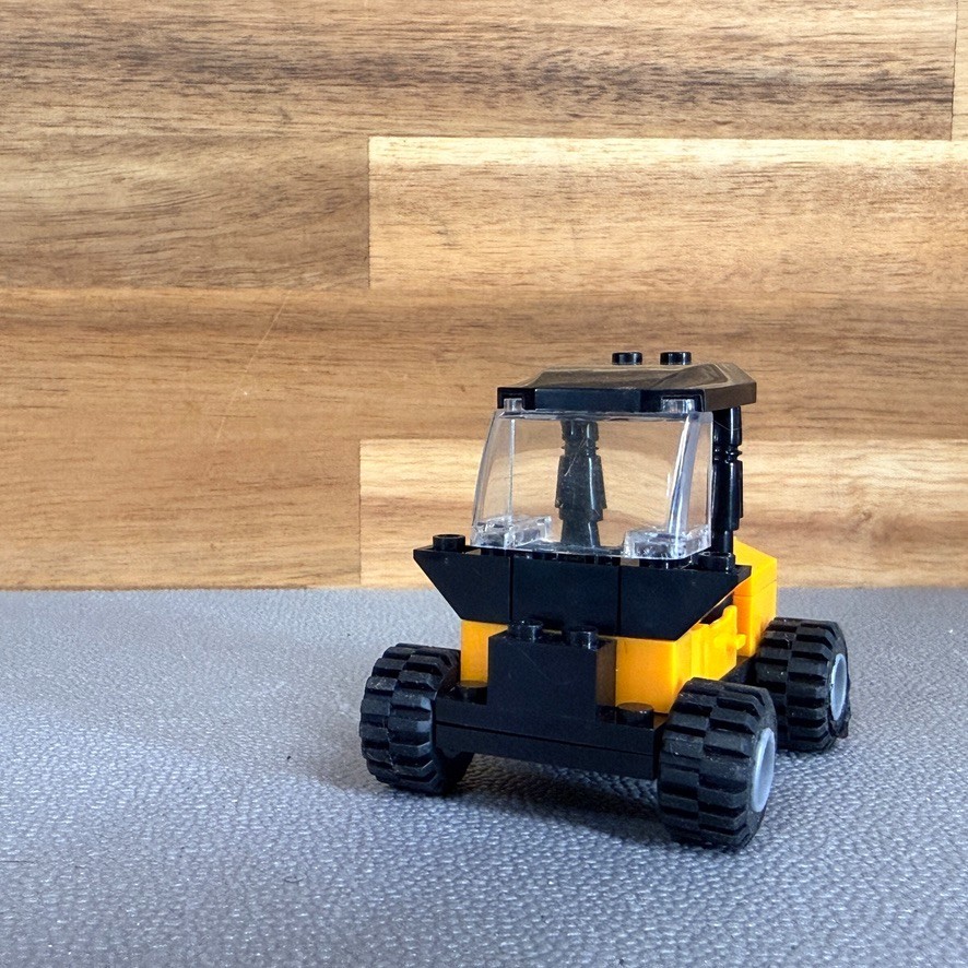 Mini Construction Vehicle Forklift Loader Building Block Toy Yellow Black