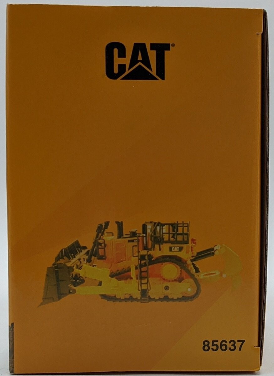 DieCast Masters 85637 1:64 Cat Diecast D11 Track-Type Tractor with JEL Blade