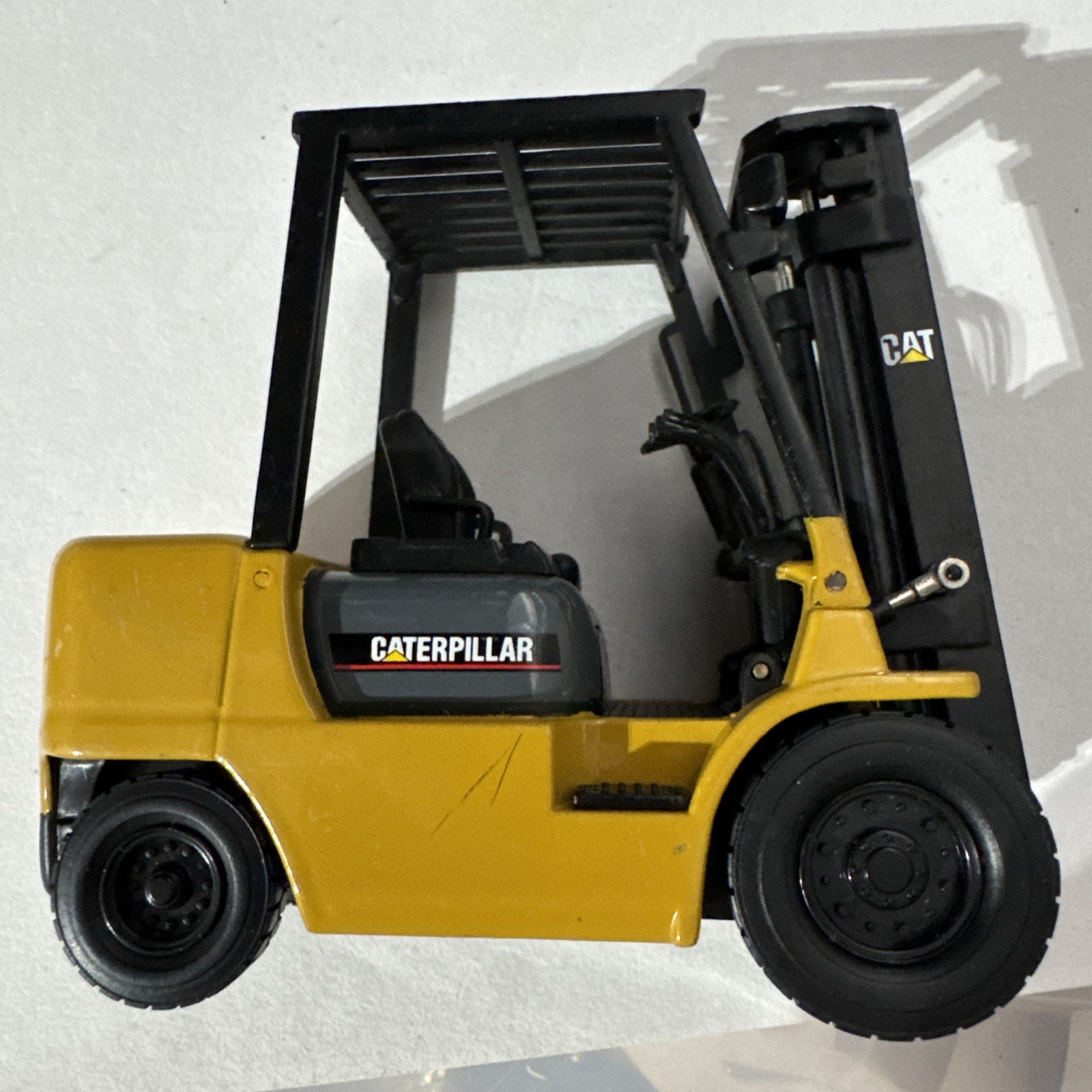 Norscot Die Cast Caterpillar Lift Truck Forklift