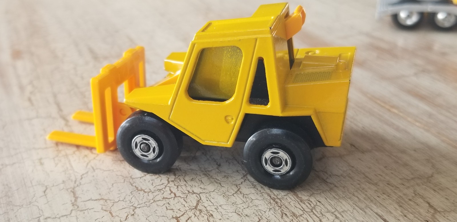 Vintage 1977 Matchbox Superfast No. 48 Sambron Jacklift Forklift Shelf A3