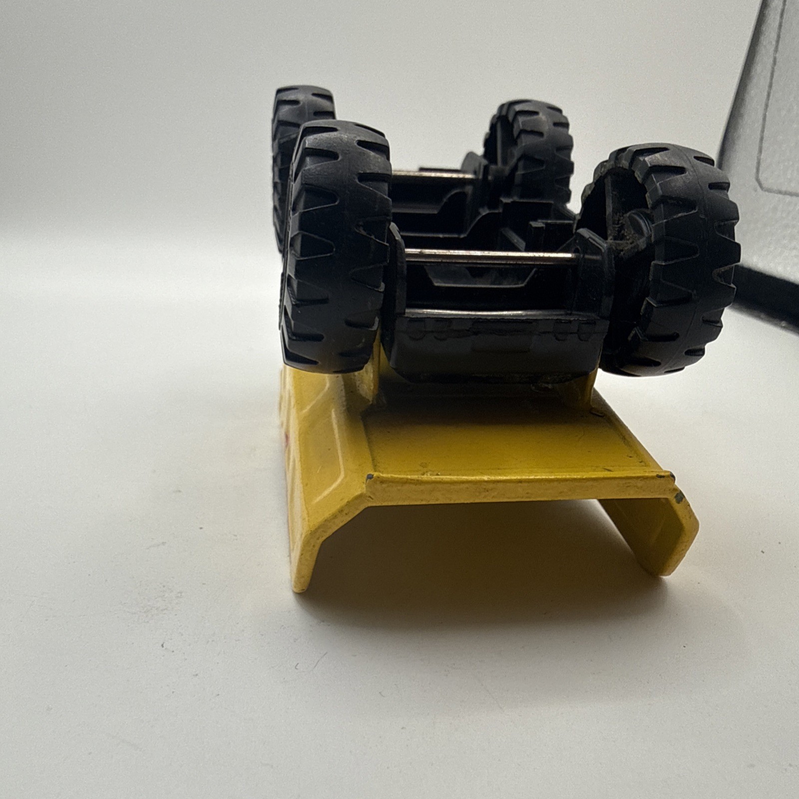 Vintage 1998 Hasbro Maisto Tonka Mini Mighty Dump Truck 768