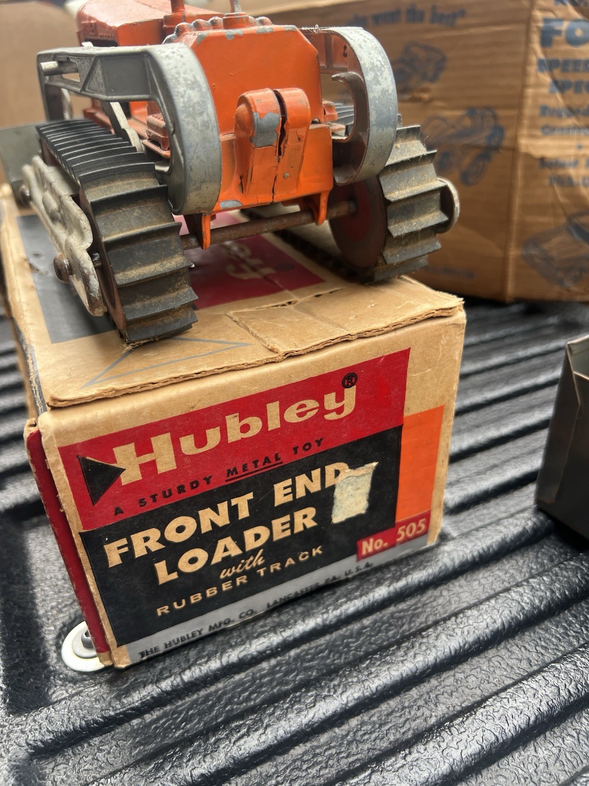 Vintage Hubley Front End Loader Bulldozer Diecast No. 505 Made in USA w box