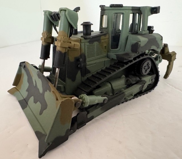 1:50 Caterpillar D8R Series II Camouflage Military Dozer 55110 By Norscot