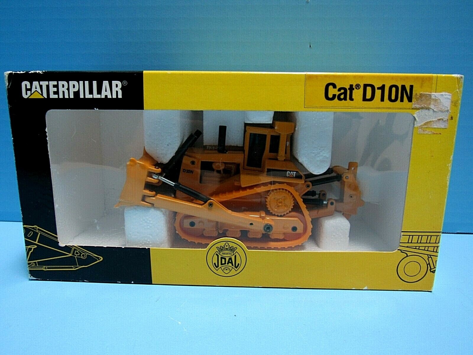 VTG CATERPILLAR D10N TRACK-TYPE TRACTOR SCALE 1:70 – REF NO. 220 JOAL – SPAIN