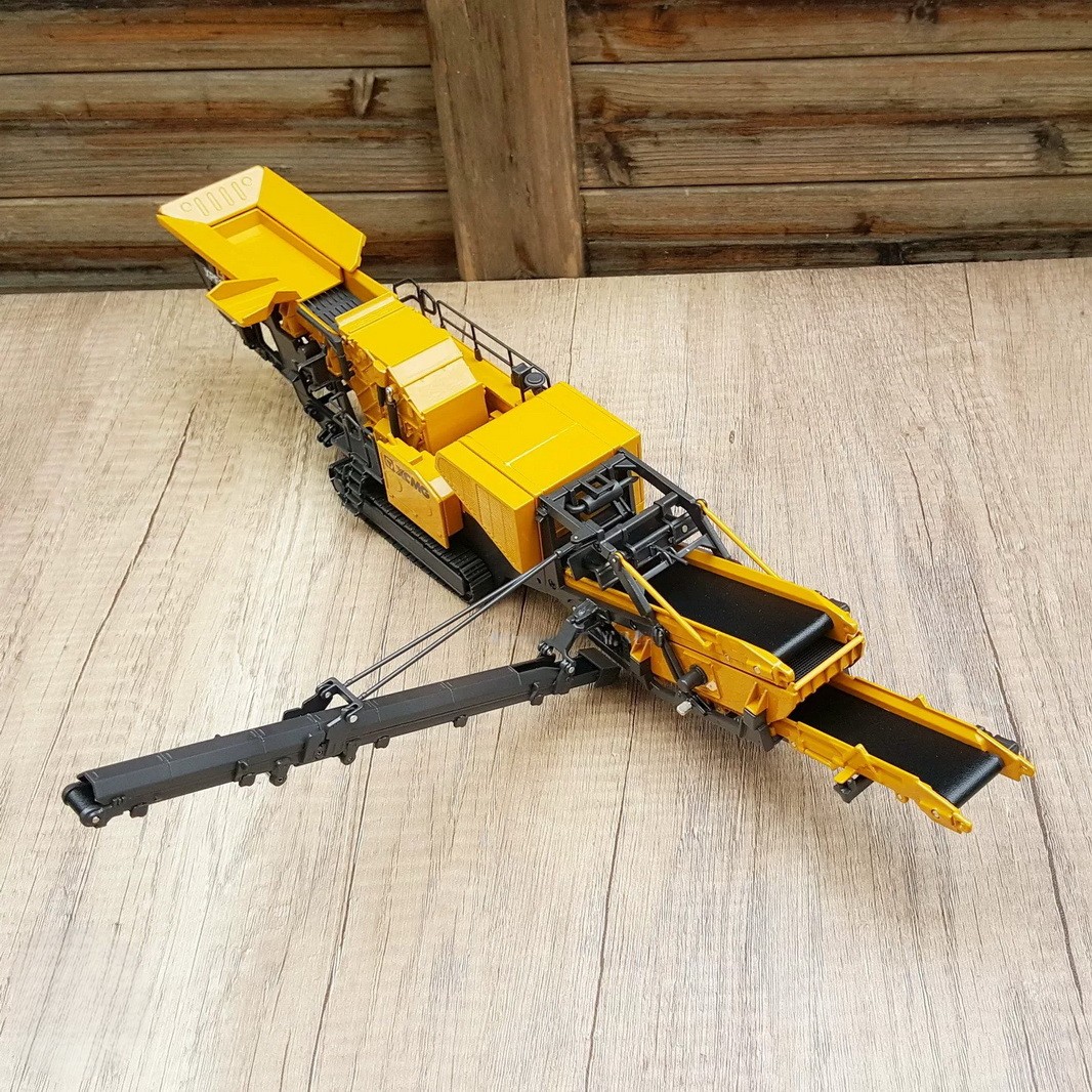 1/50 Scale XCMG XPF1214 Mobile Impact Crushing Station Diecast Model