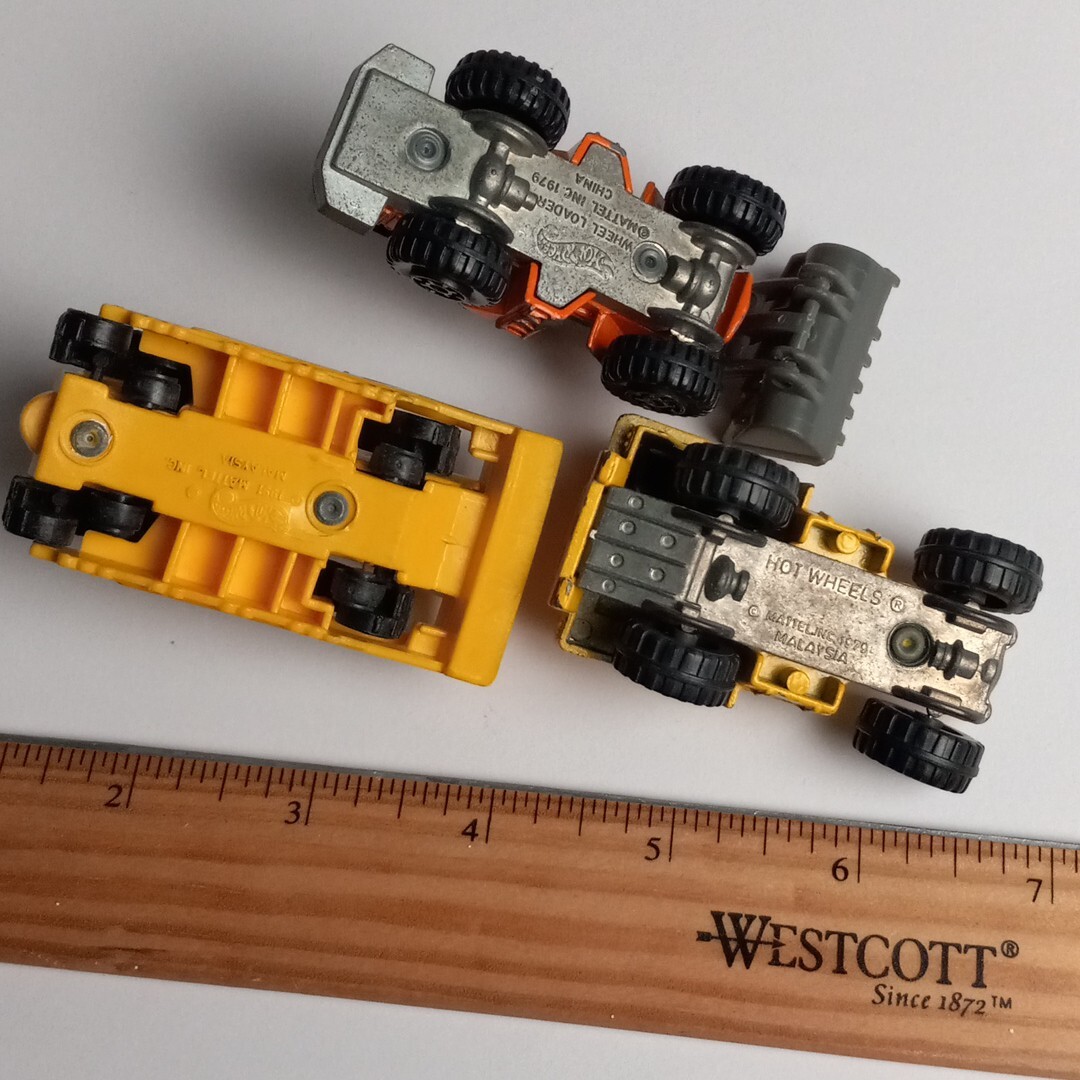 Lot Of 3 Vtg 1979 & 1991 Hot Wheels Yellow Cat Bulldozer Orange Loader Diecast