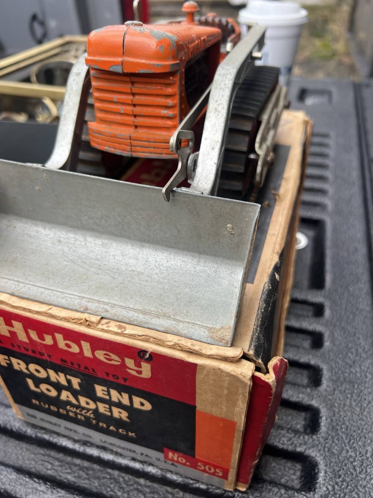 Vintage Hubley Front End Loader Bulldozer Diecast No. 505 Made in USA w box