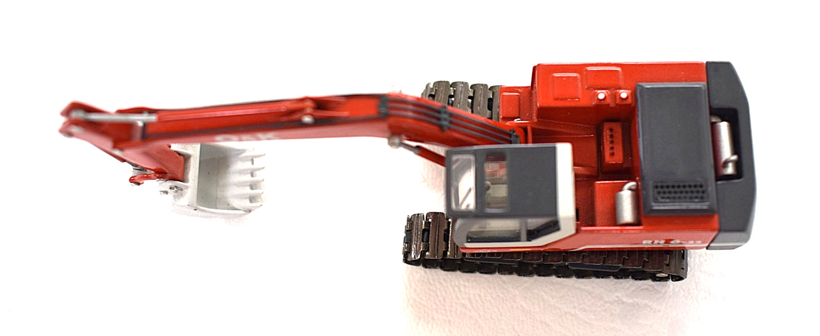 NZG 474 O&K RH6 Track Excavator w/Metal Tracks 1/87 HO Scale Die-cast MIB