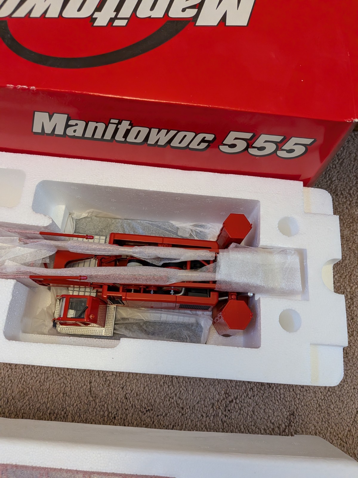 Manitowoc 555 Crawler Crane 1/50.