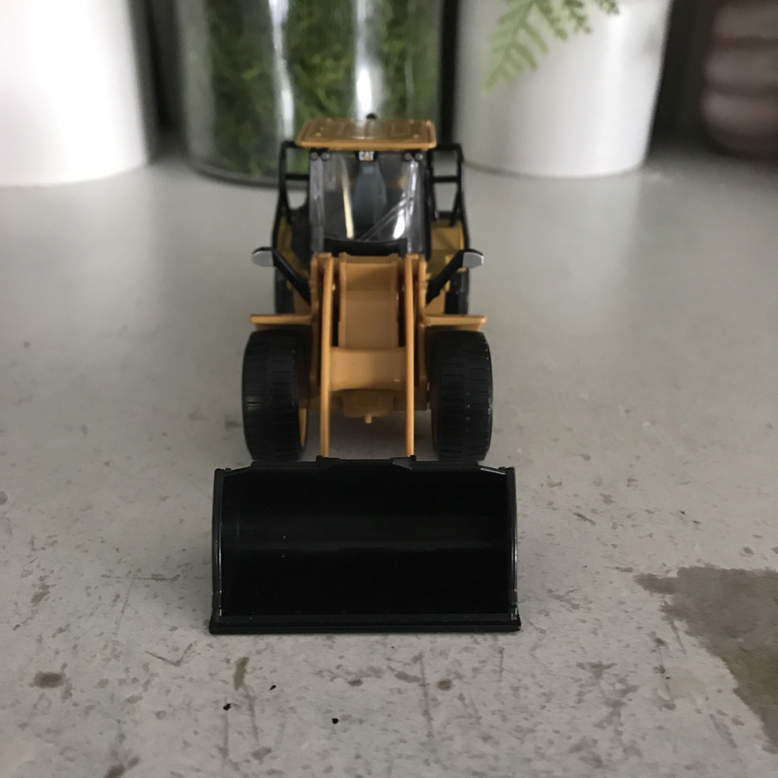 diecast masters caterpillar 950m Wheel Loader 1/64