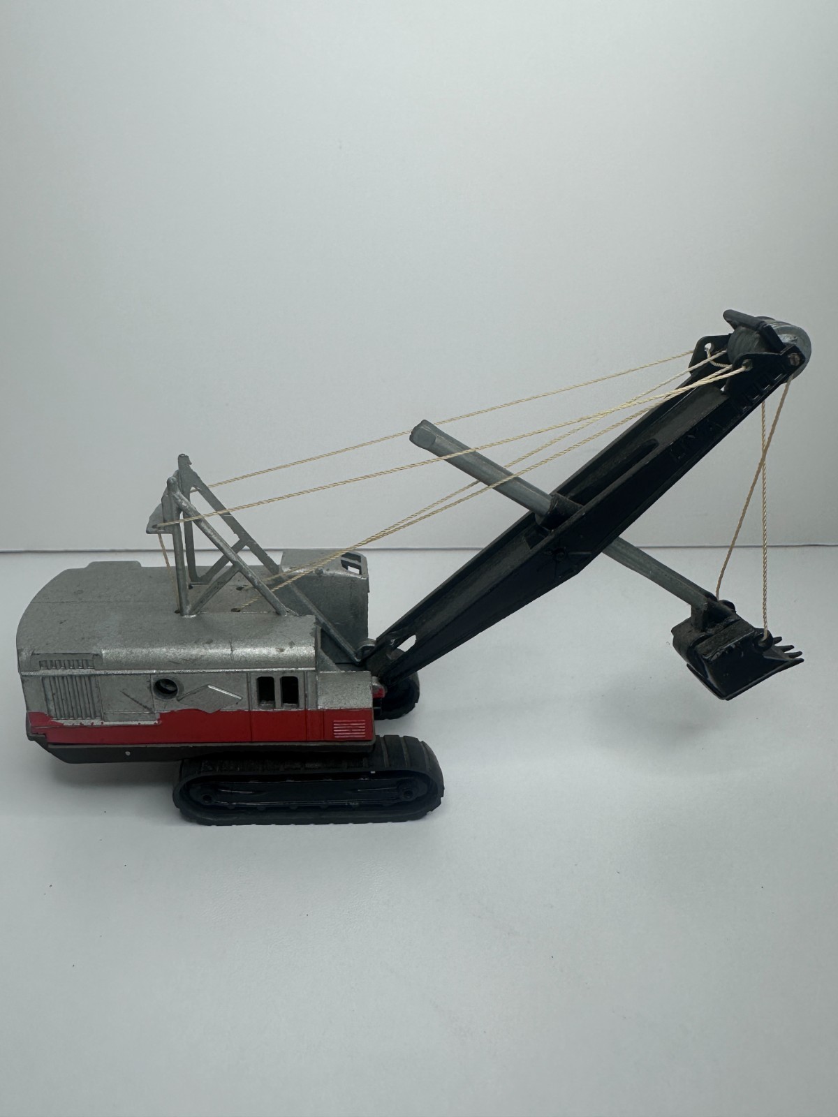 Lima 2400 Crawler Shovel by Lit’l Toy