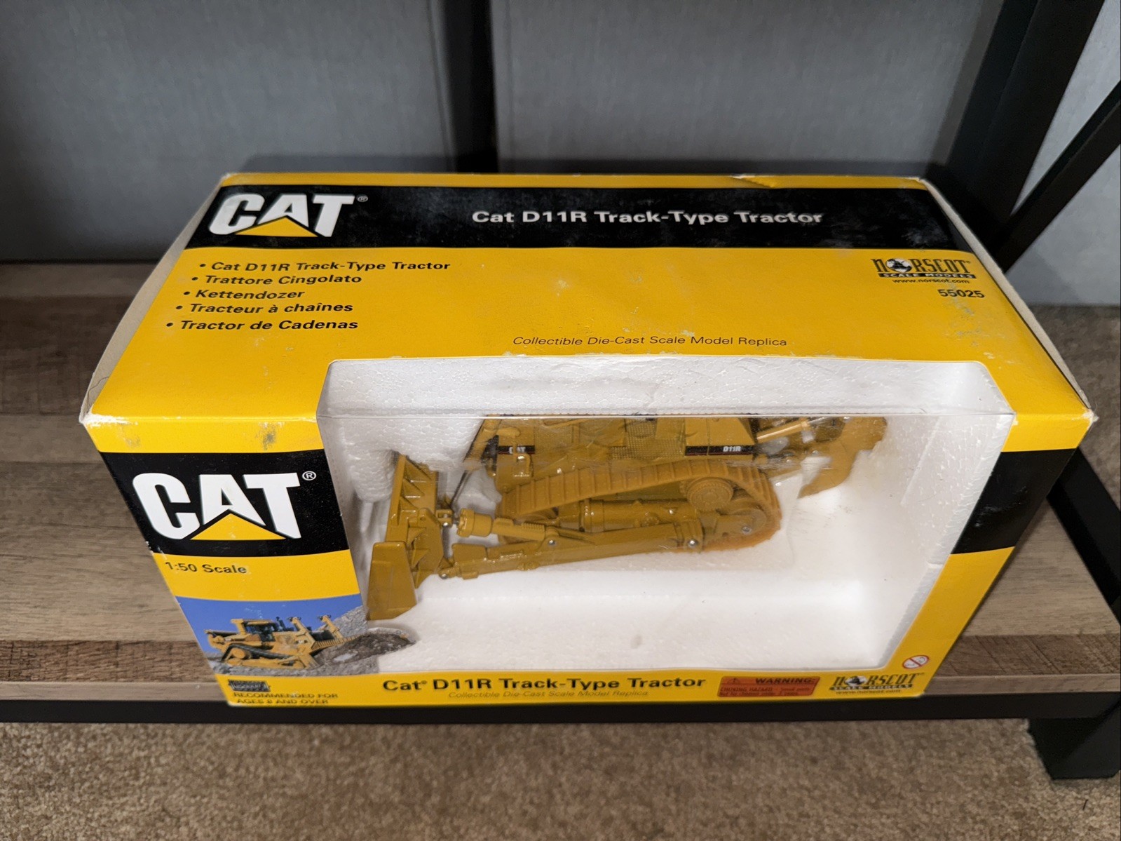 Norscot Cat D11R Track-Type Tractor Bulldozer: # 55025, 1:50 Scale