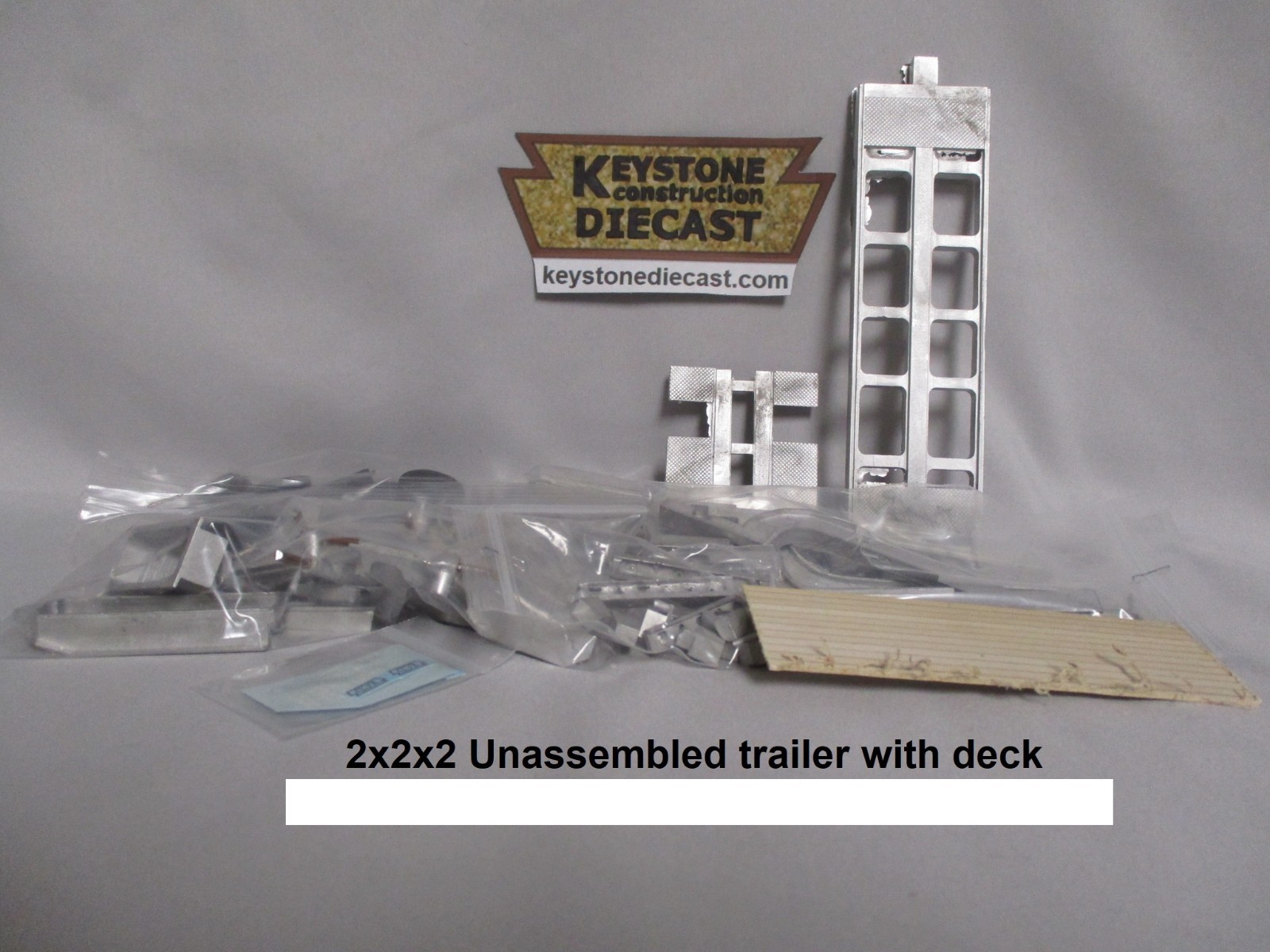 KMM Lowboy 6 Axle 2x2x2 Deck Trailer Unassembled Kit 1/48