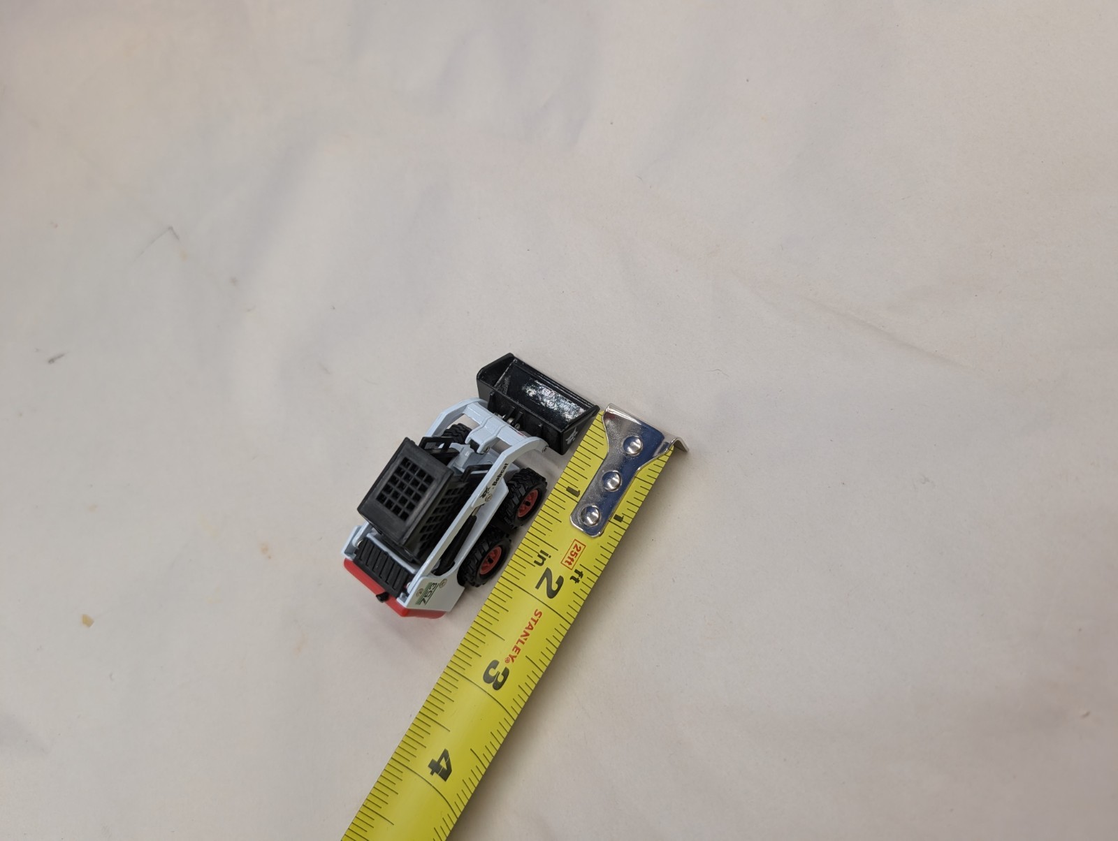 Bobcat 753 Skidsteer Loader 1/50 Diecast Metal Plastic