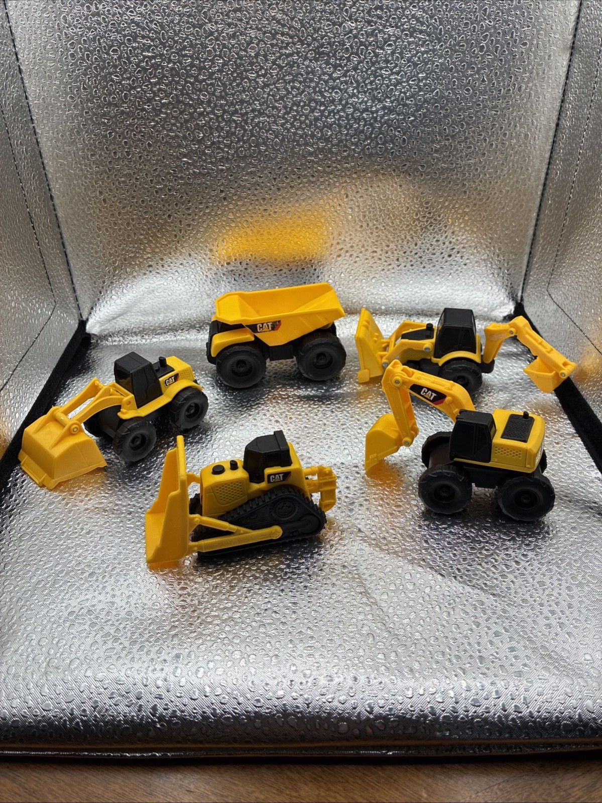 CAT Construction Vehicle Toy Lot – Dump Truck, Bulldozer, Excavator & Loader Set