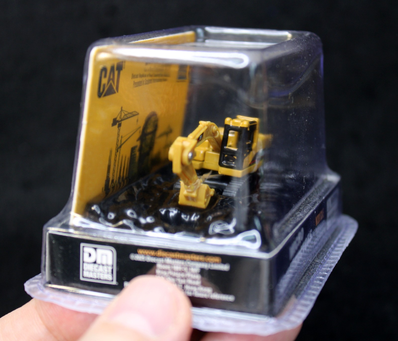 3x Micro Scale Diecast CAT Micro Constructors on Interlocking Landscape Bases
