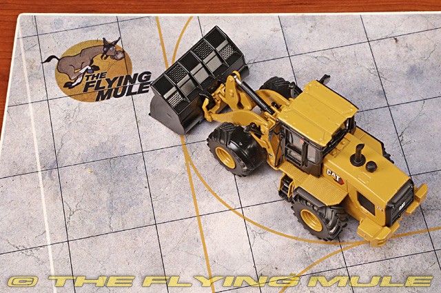 Diecast Masters 1:50 938 Wheel Loader